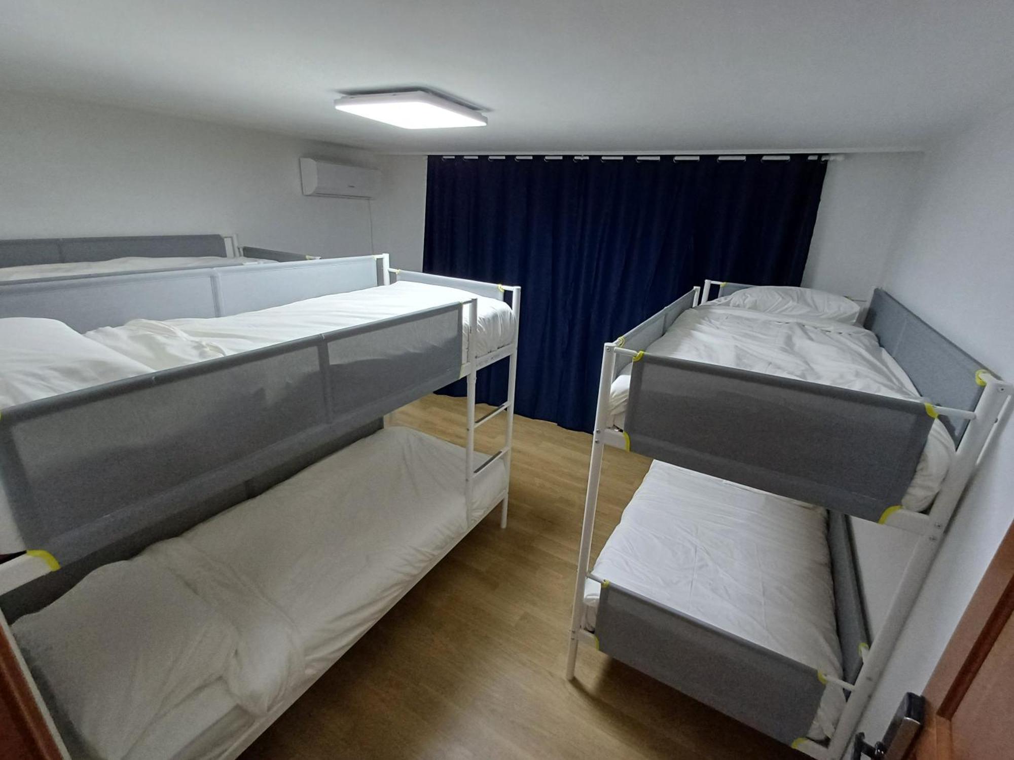 Ocean'S Guesthouse - Foreigners Only Seoul Exterior photo